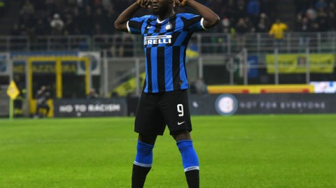 卢卡库是不是大赛型球员？大数据还原真实的“小魔兽”困境