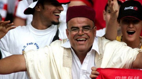 西班牙1-0突尼斯：阿斯帕斯绝杀救主，斗牛士世界杯热身赛艰难过关