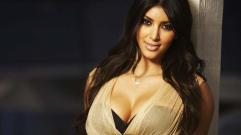 金卡戴珊2026开挂人生：从塑身衣女王到百老汇制片人，谈恋爱搞事业两不误