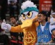 京城篮球记忆：大鹏现身五棵松，与“煎饼鸭”共度季后赛之夜